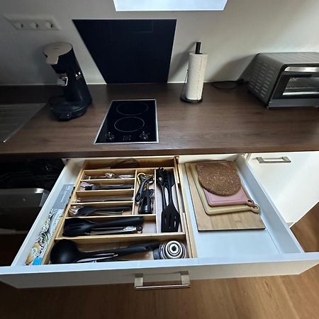1 Zimmer Wohnung Dg Mit Klimaanlage Und Kleinen Balkon Oedheim Kültér fotó
