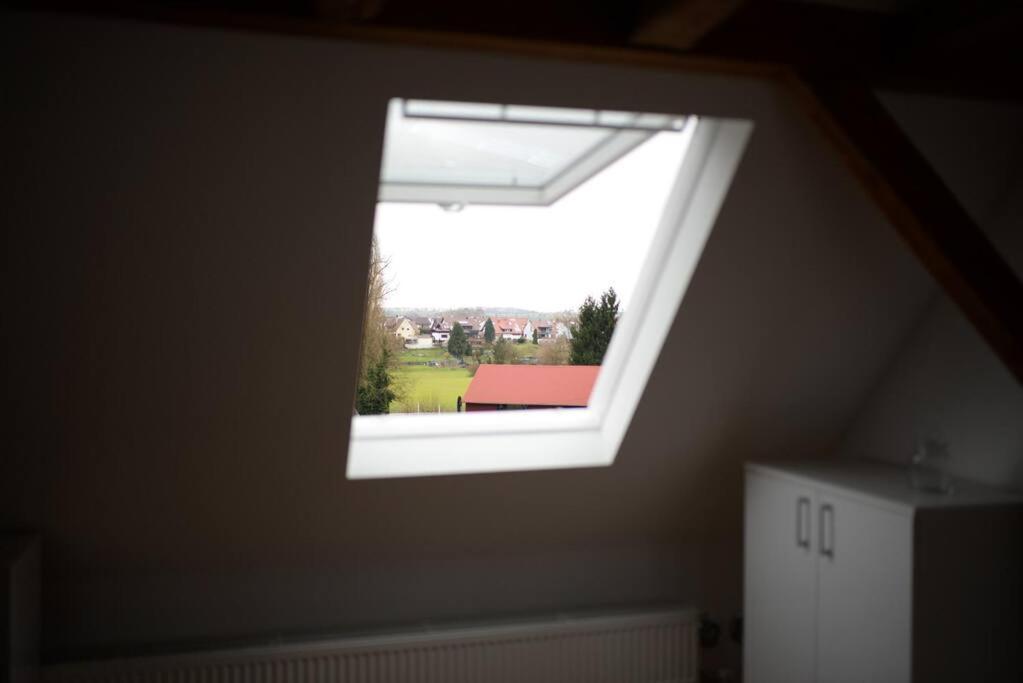 1 Zimmer Wohnung Dg Mit Klimaanlage Und Kleinen Balkon Oedheim Kültér fotó